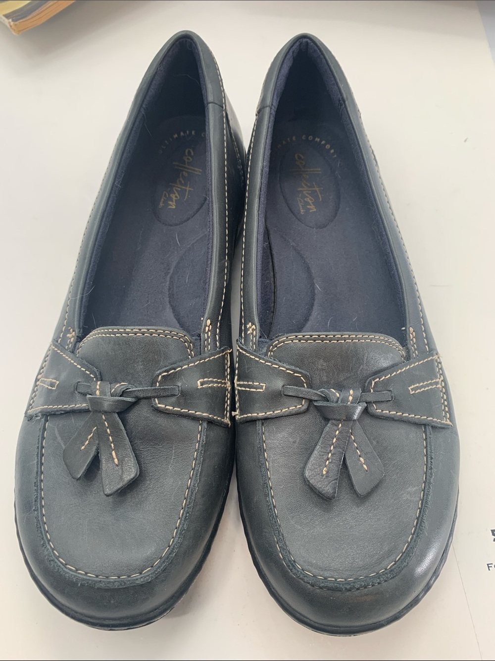 Clarks Collection Women's Blue Ashland Loafers Tassel Slip On Comfort Size 8.5